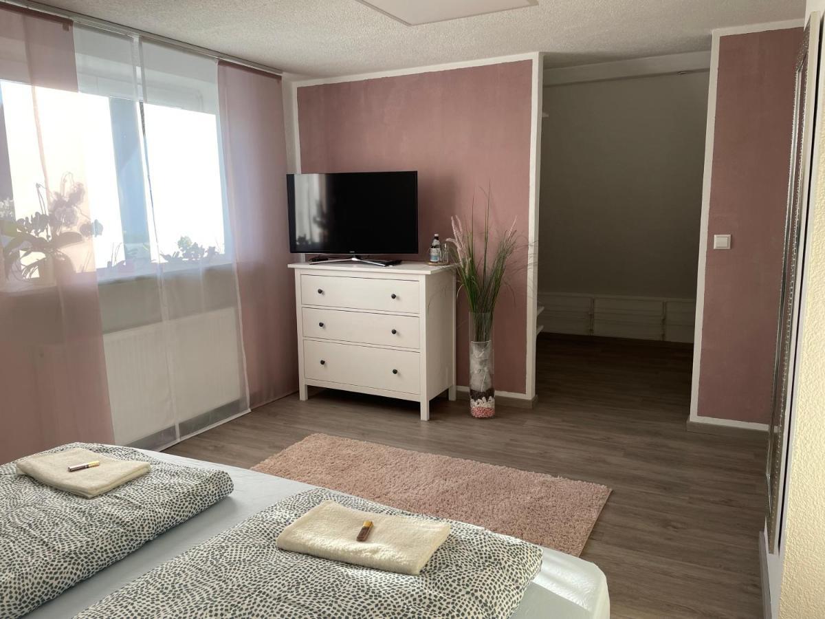 #2 Grosses Zimmer Mit Pool Und Garten 梅明根 外观 照片